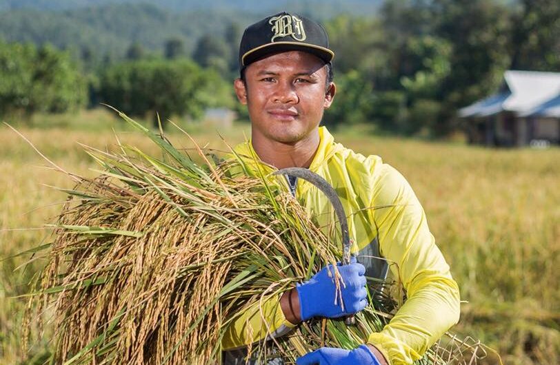 บัวขาว บัญชาเมฆ นักมวยขวัญใจคนไทย รวยพันล้านแต่ติดดิน