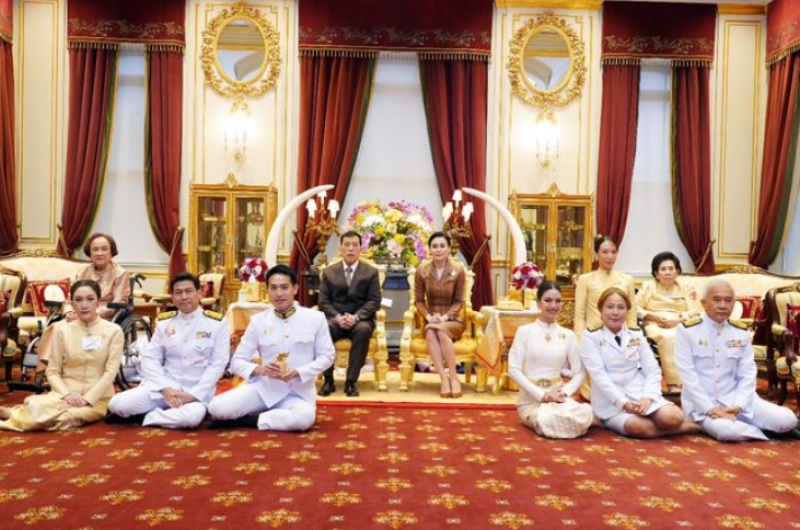 ปลื้มปิติ 2ทายาทดัง พระบาทสมเด็จพระเจ้าอยู่หัว ได้ประกอบพิธีสมรสพระราชทาน ยิ่งใหญ่สมเกียรติ